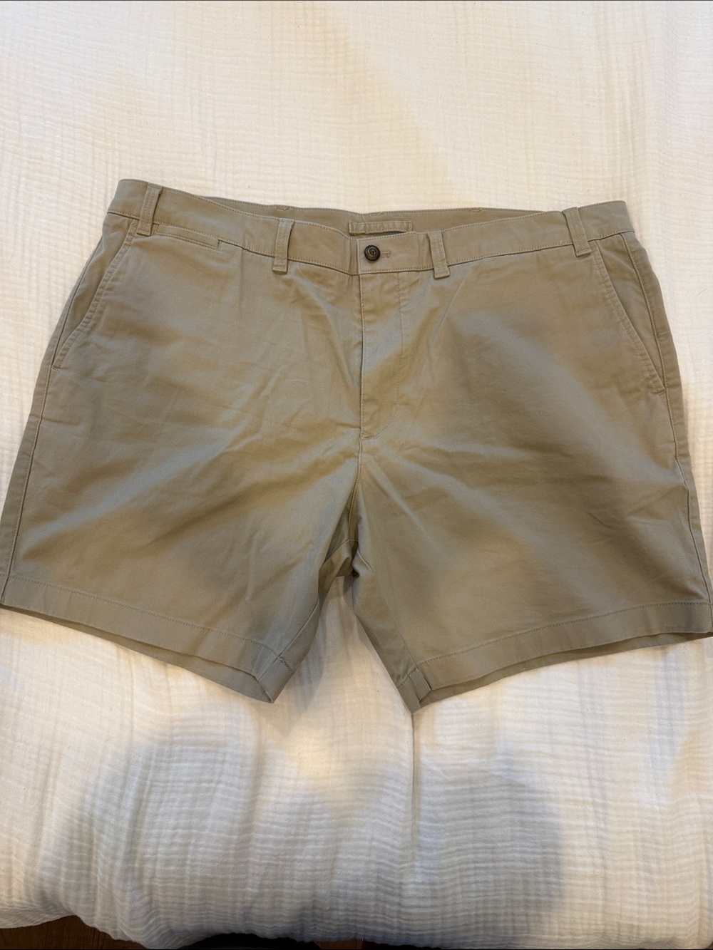 Duck Head Men's Light Khaki Flat-Front Shorts
